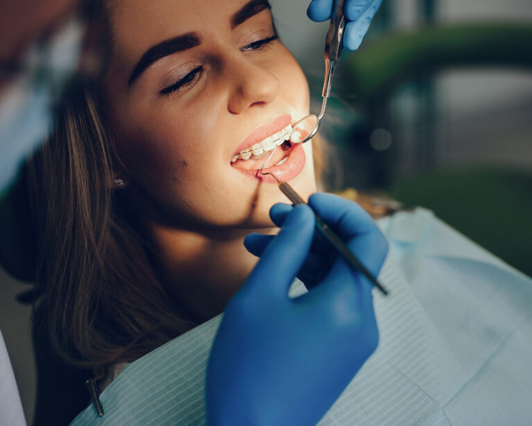 Emergency & Routine Dental Care in Qatar