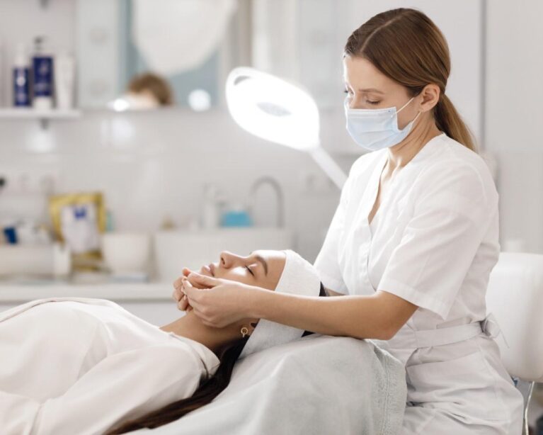 good dermatologist in qatar