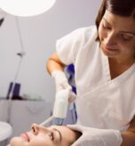 Good Dermatologist in Qatar