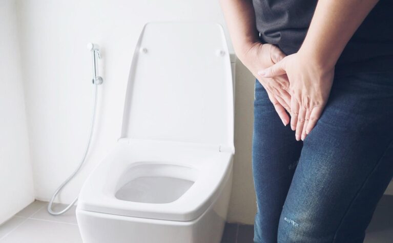 Increased risk of urinary tract infections during summer