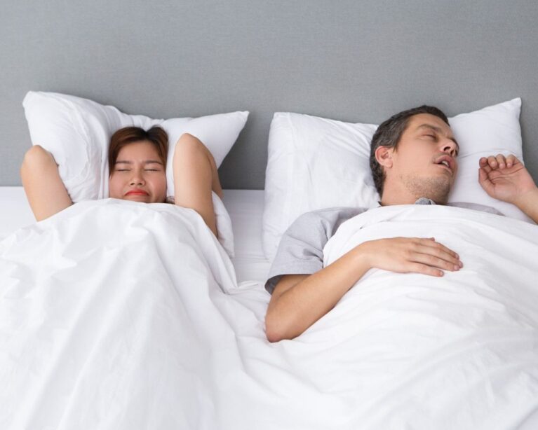Snoring and signs of sleep apnea in Qatar